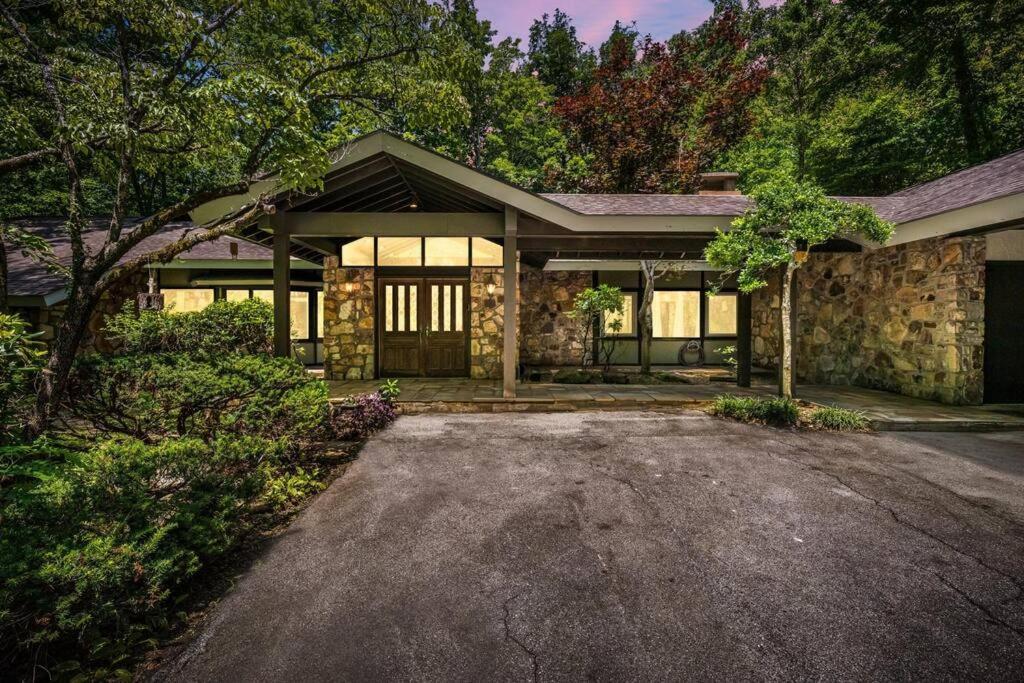 Bourbon Hollow Lodge With Hot Tub And Pool Plus Game Room Only 5 Min To Downtown Gatlinburg Esterno foto