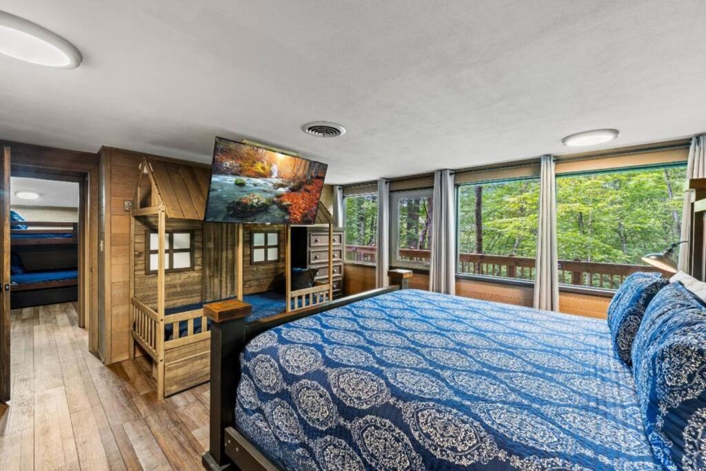 Bourbon Hollow Lodge With Hot Tub And Pool Plus Game Room Only 5 Min To Downtown Gatlinburg Esterno foto