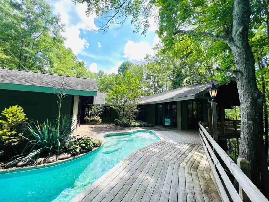 Bourbon Hollow Lodge With Hot Tub And Pool Plus Game Room Only 5 Min To Downtown Gatlinburg Esterno foto