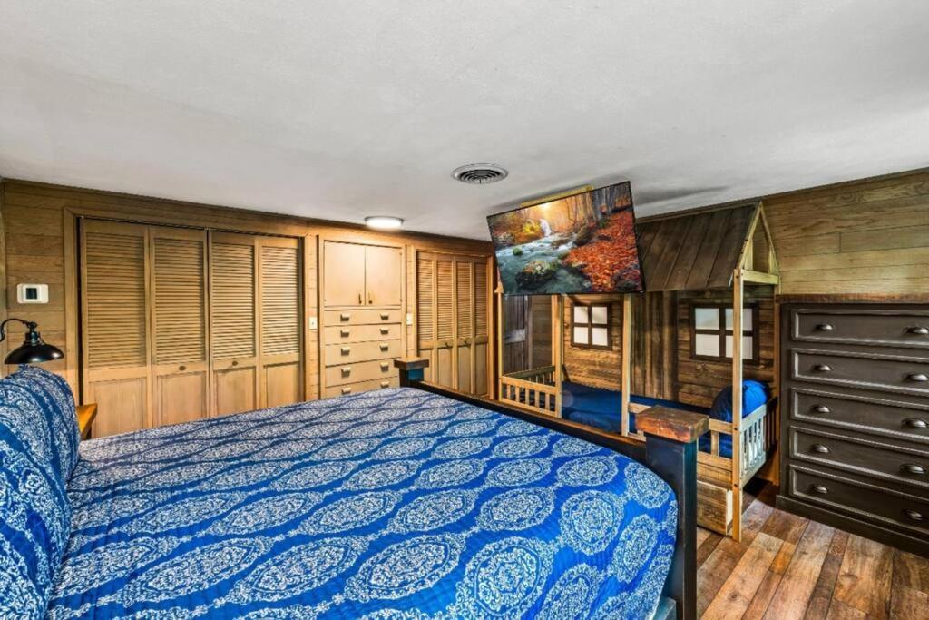 Bourbon Hollow Lodge With Hot Tub And Pool Plus Game Room Only 5 Min To Downtown Gatlinburg Esterno foto